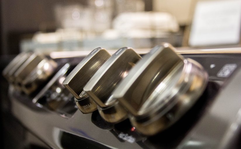 Lodówka nie chłodzi, a pralka cieknie – jak działać?